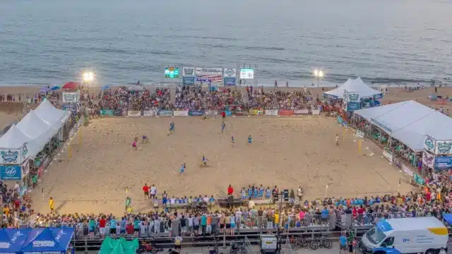 TVP-L-SP-Sand-soccer-1-0604-01